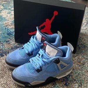 Jordan 4 Retro- University Blue GS Size 6